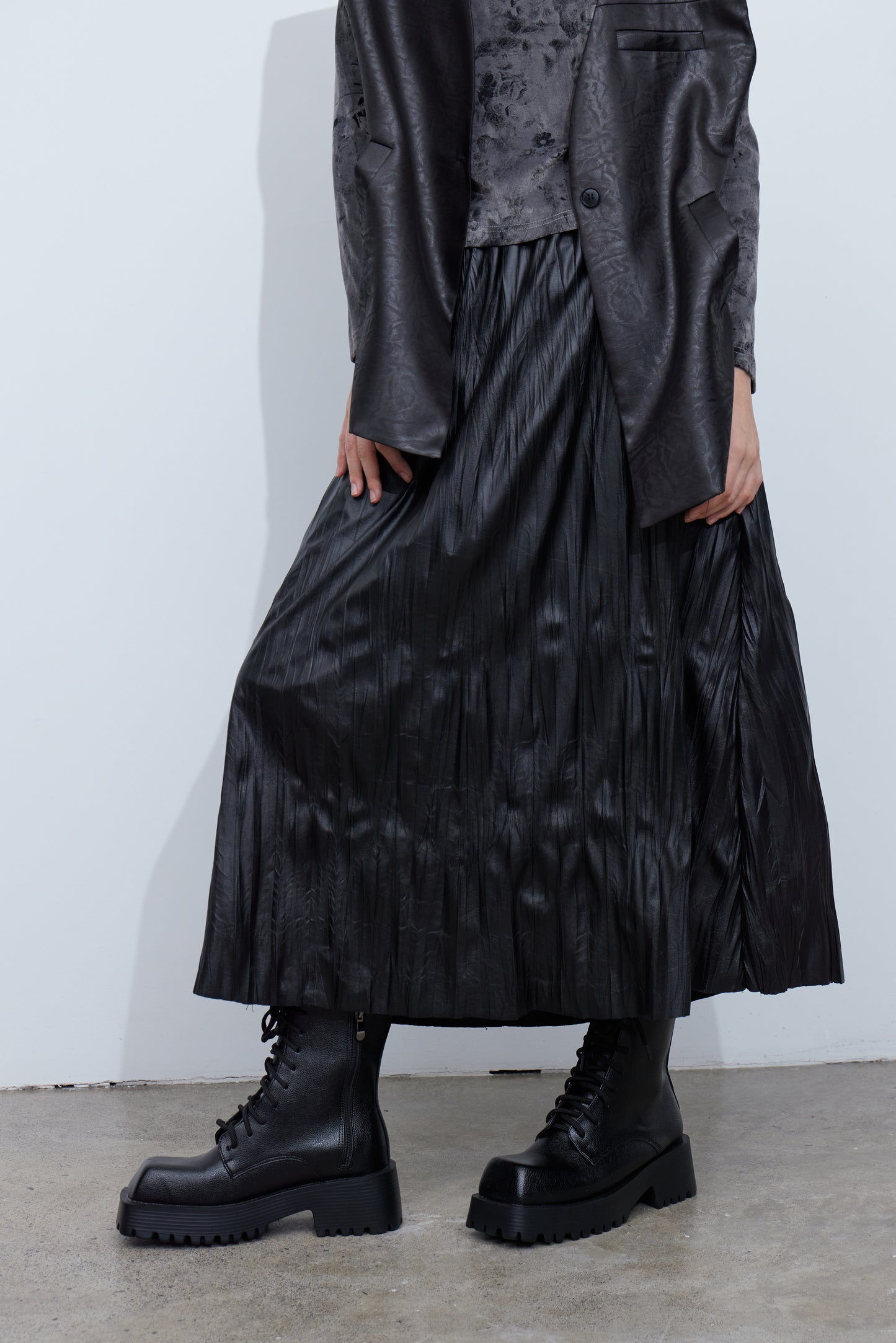 Irregular Pleated Skirt